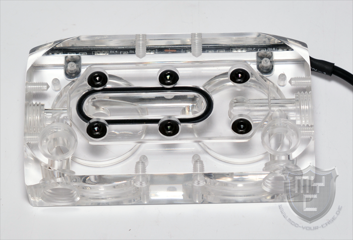 thumbnail image 2 of Alphacool DC-LT 2600 Ceramic 12V Pump – Compact Water Cooling Pump 2 of 3